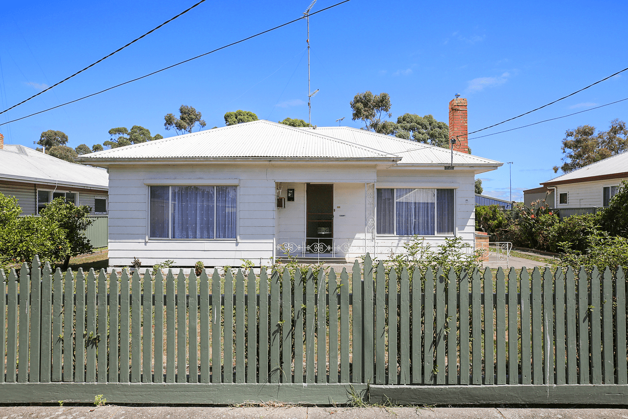 24 Morrison Street, COLAC, VIC 3250