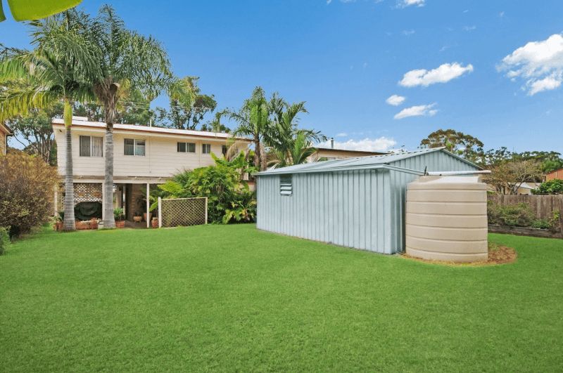 18 Amos Street, BONNELLS BAY, NSW 2264