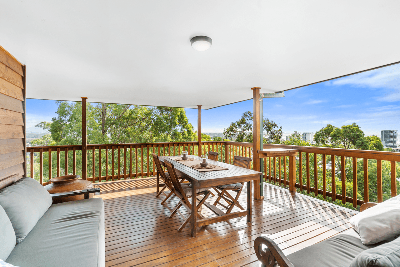 67A Rutledge Street, COOLANGATTA, QLD 4225