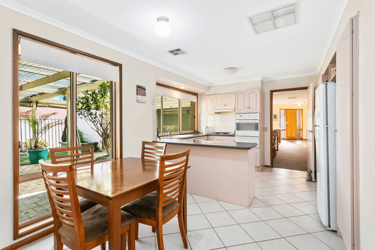 66 The Oaks Parade, ABERFOYLE PARK, SA 5159