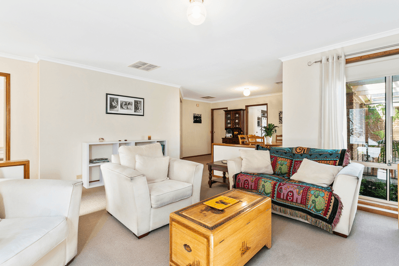 66 The Oaks Parade, ABERFOYLE PARK, SA 5159