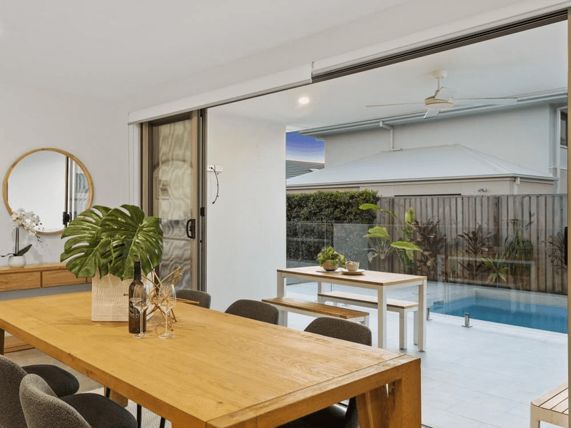 27 Cyan Street, Helensvale, QLD 4212