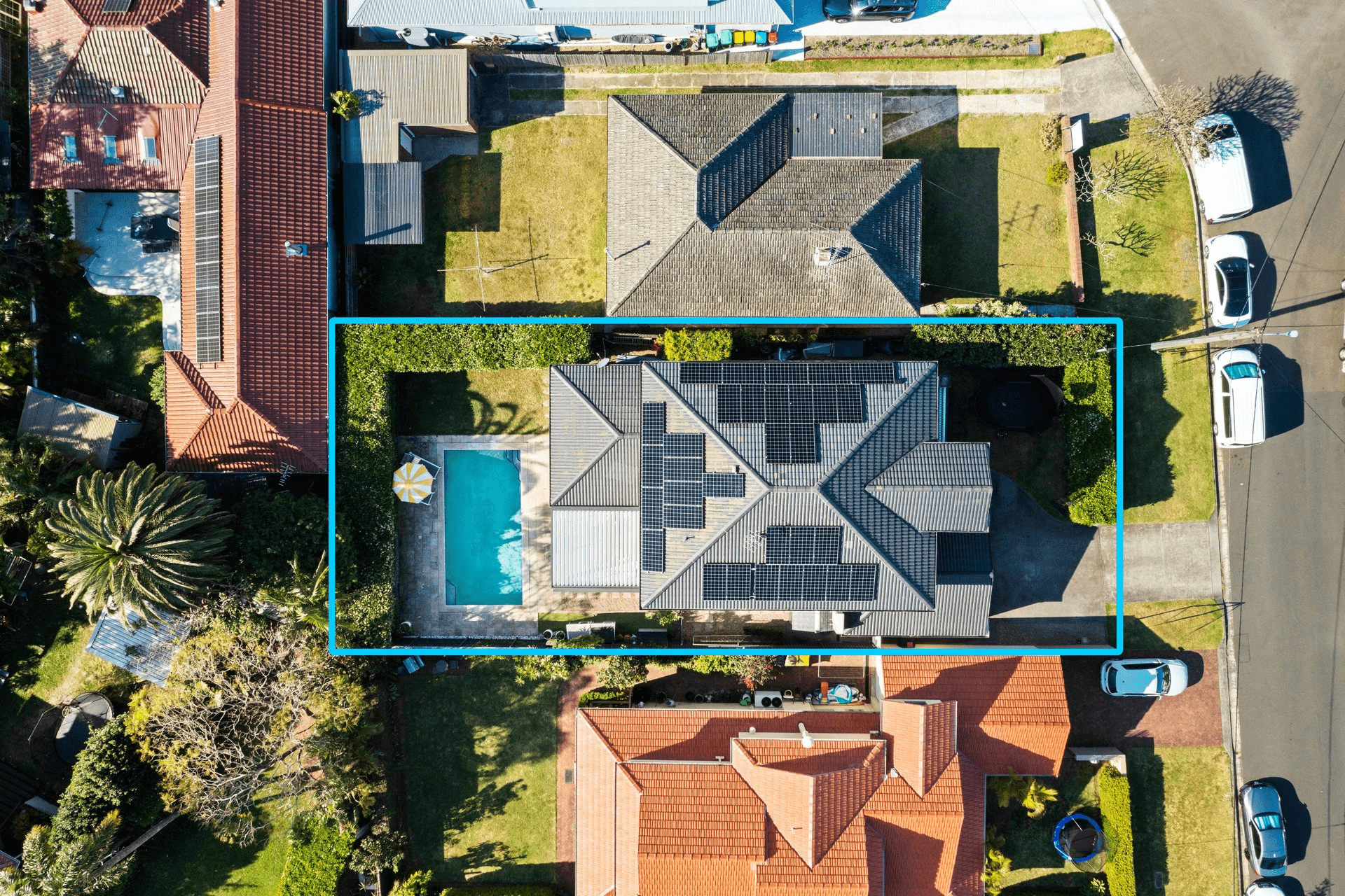 10 Lakeside Crescent, North Manly, NSW 2100