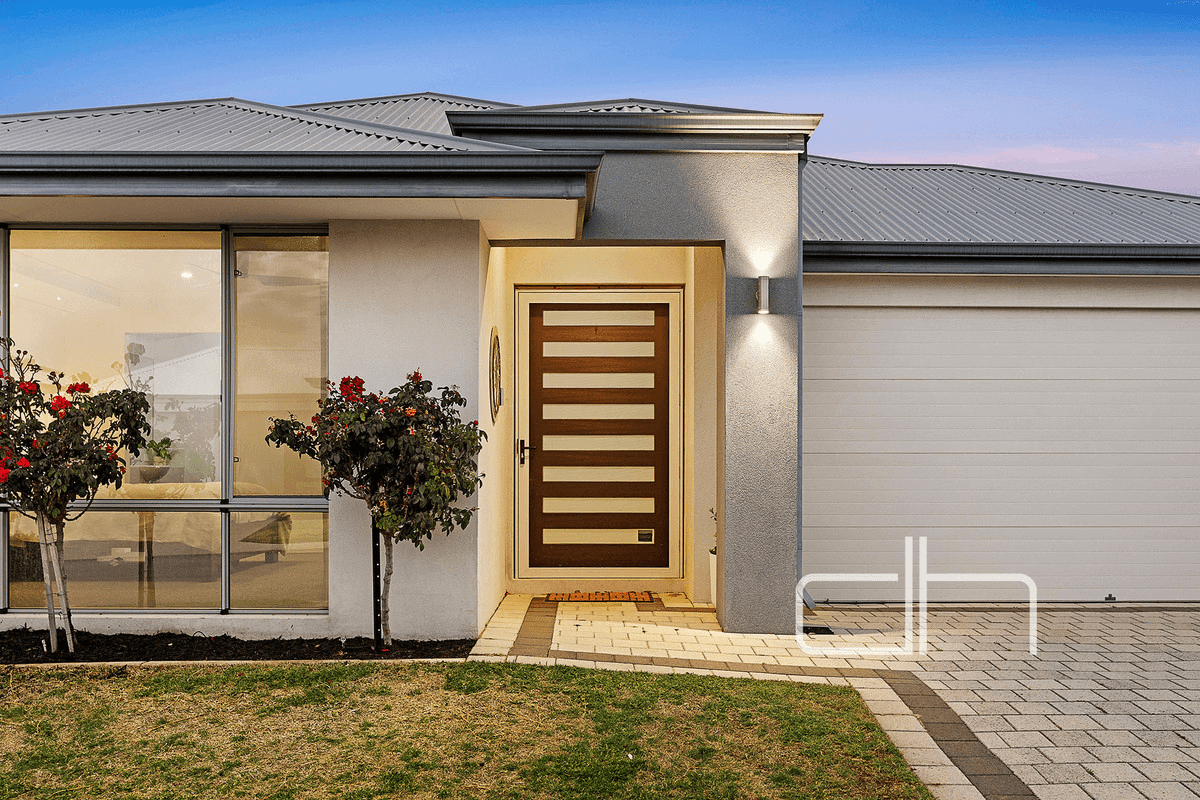 6 Sissinghurst Crescent, Landsdale, WA 6065