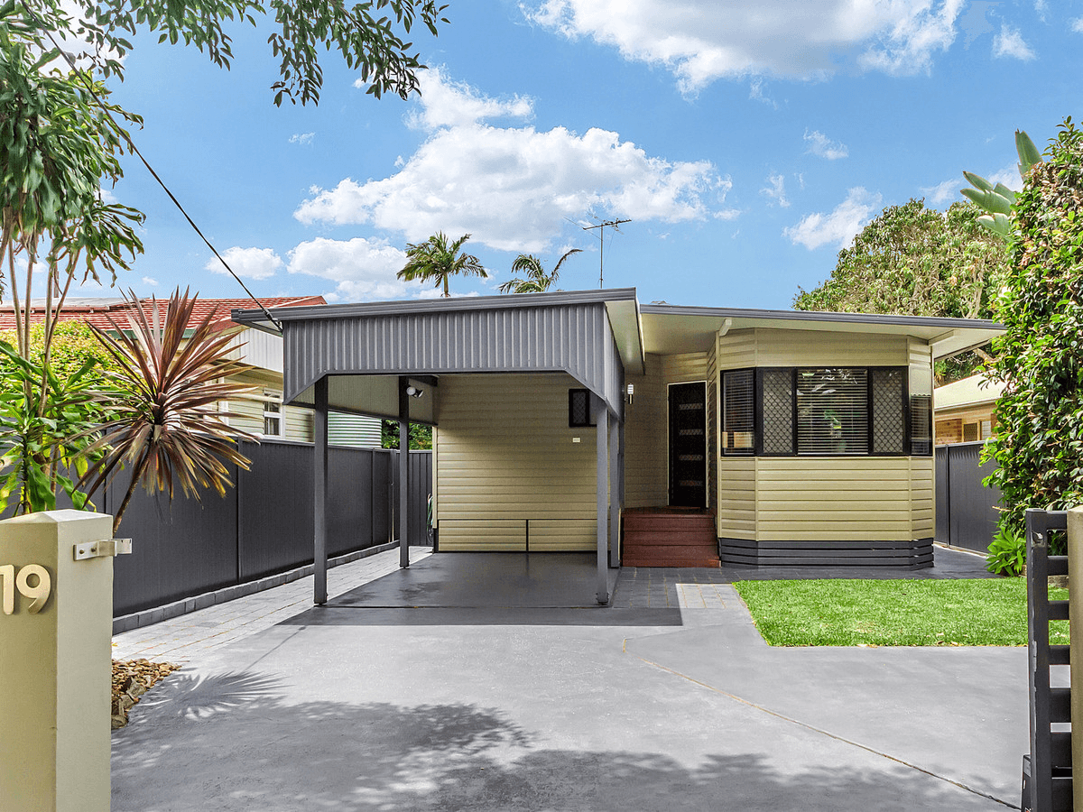 19 Marshall Street, MITCHELTON, QLD 4053