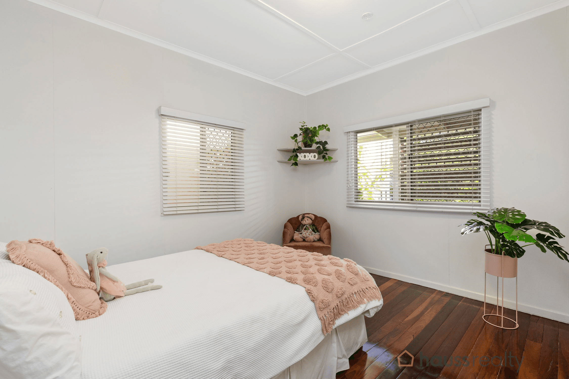 146 Strong Avenue, Graceville, QLD 4075