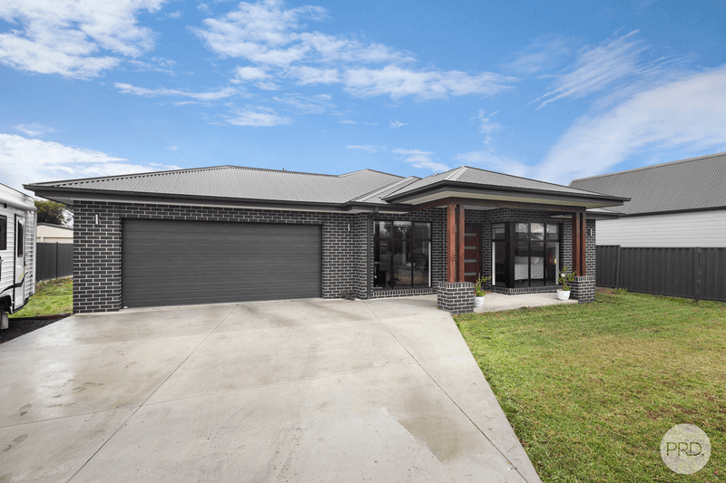 24 Beckwith Street, CLUNES, VIC 3370