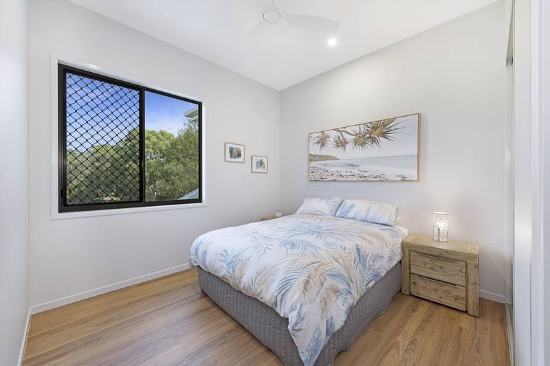 18 Sylvan Drive, Moore Park Beach, QLD 4670