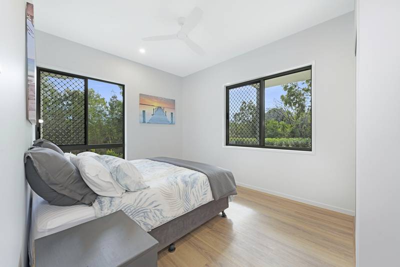 18 Sylvan Drive, Moore Park Beach, QLD 4670