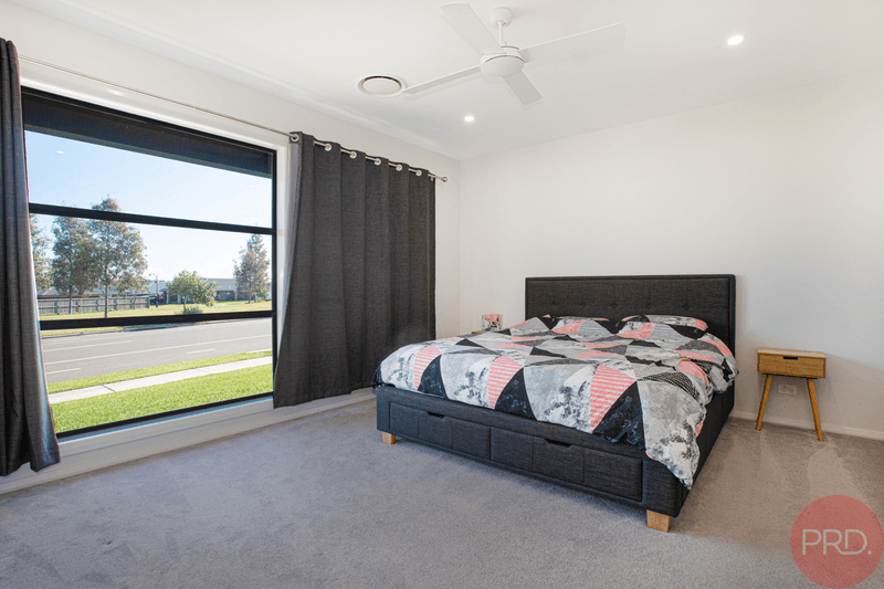70 Dragonfly Drive, CHISHOLM, NSW 2322
