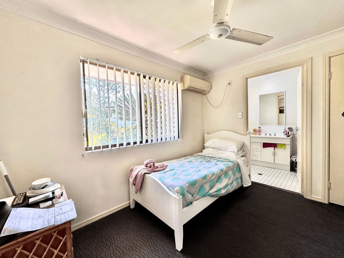 2-3 5 Bourton Road, MERRIMAC, QLD 4226