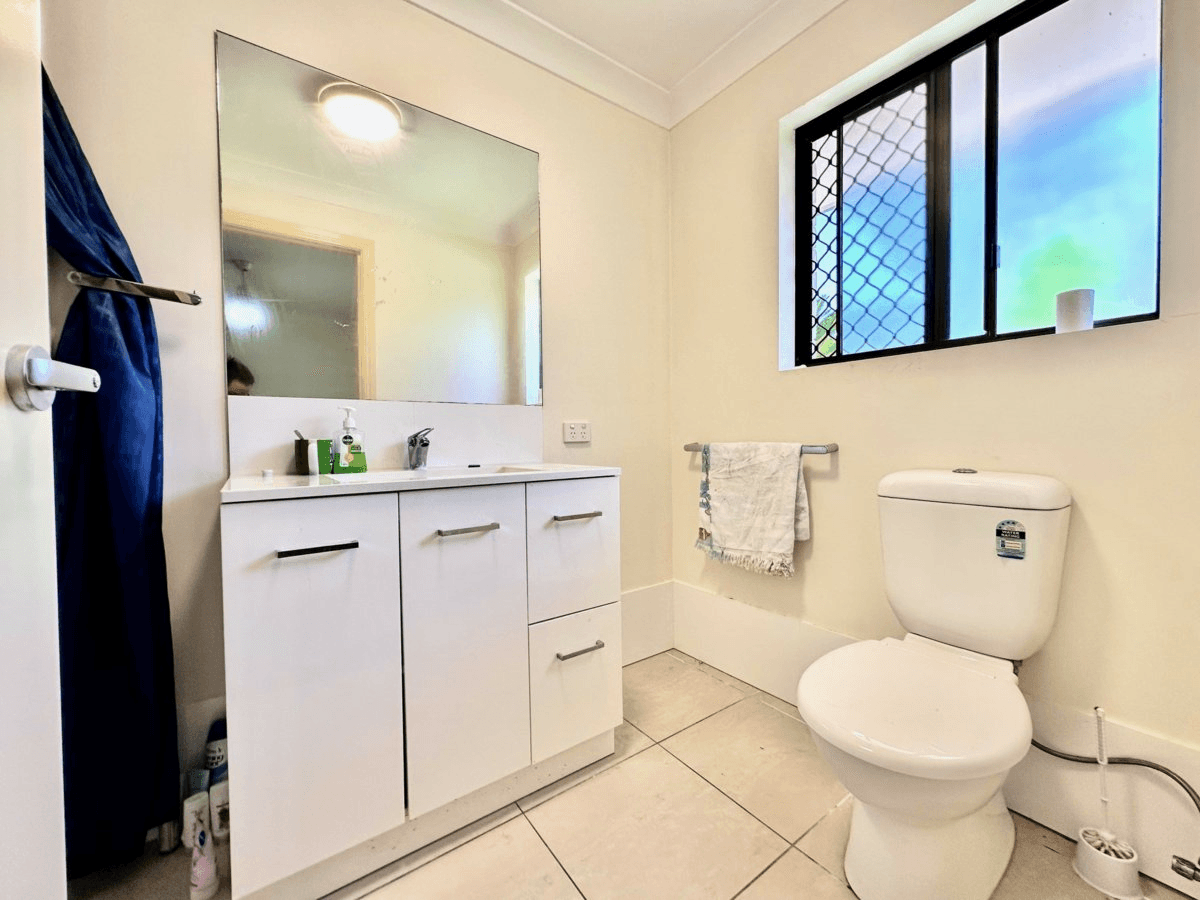 2-3 5 Bourton Road, MERRIMAC, QLD 4226