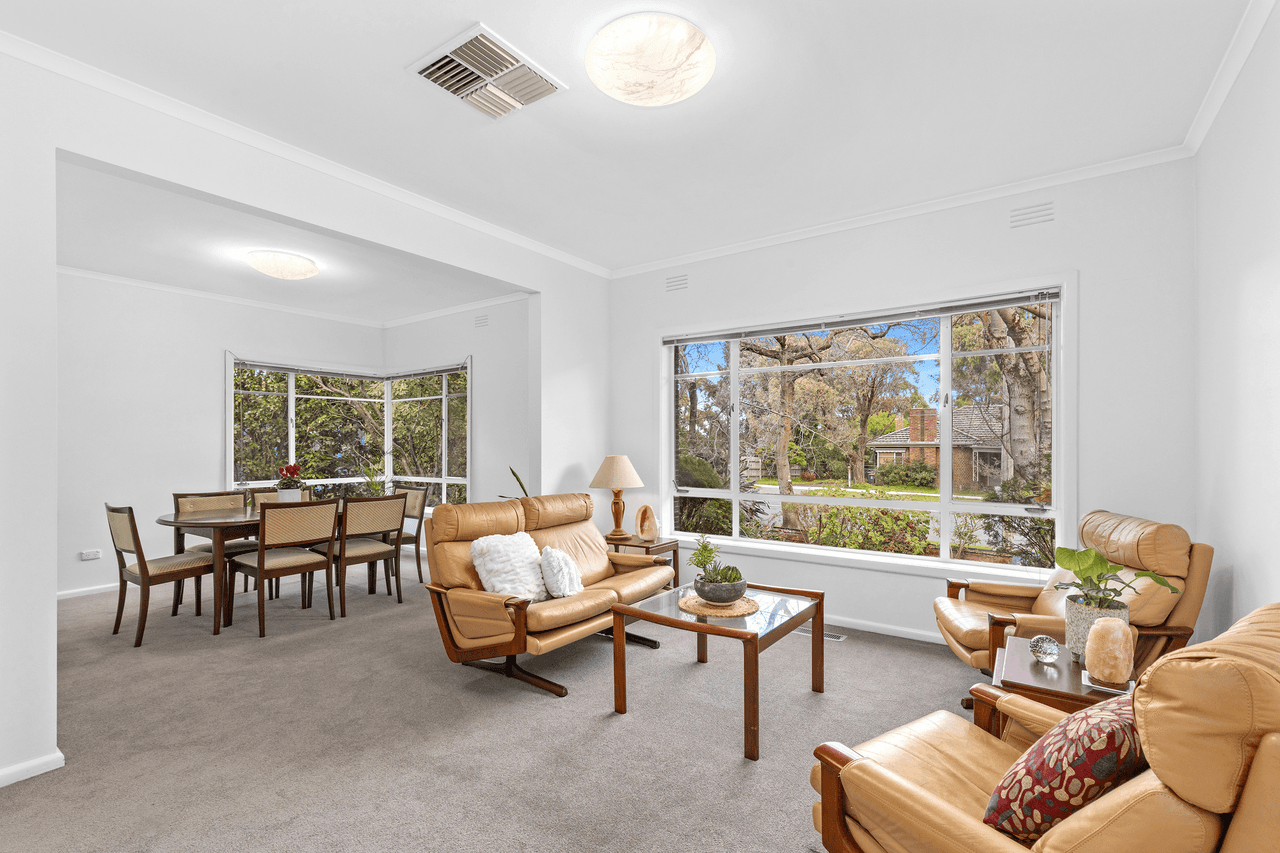 2/57 Jolimont Road, FOREST HILL, VIC 3131