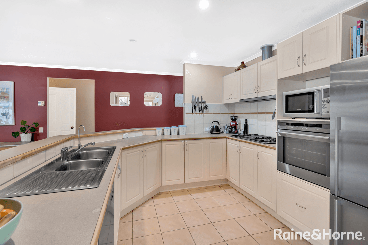 20 Dalray Crescent, NEW GISBORNE, VIC 3438