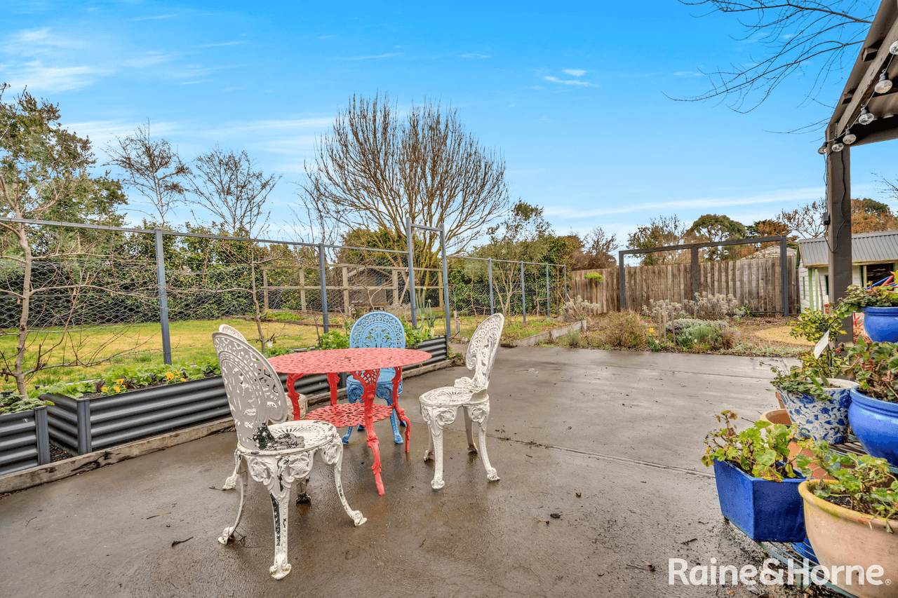 20 Dalray Crescent, NEW GISBORNE, VIC 3438