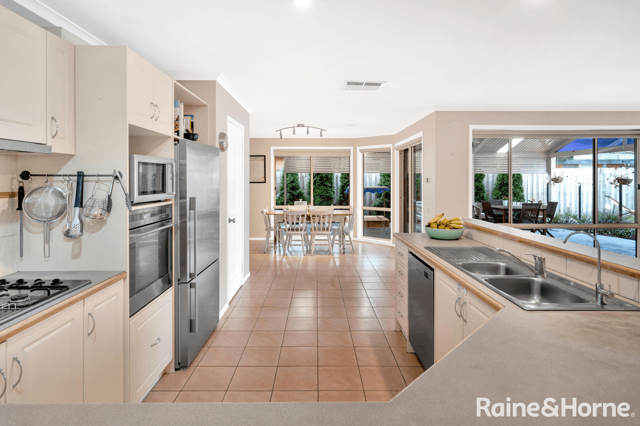 20 Dalray Crescent, NEW GISBORNE, VIC 3438