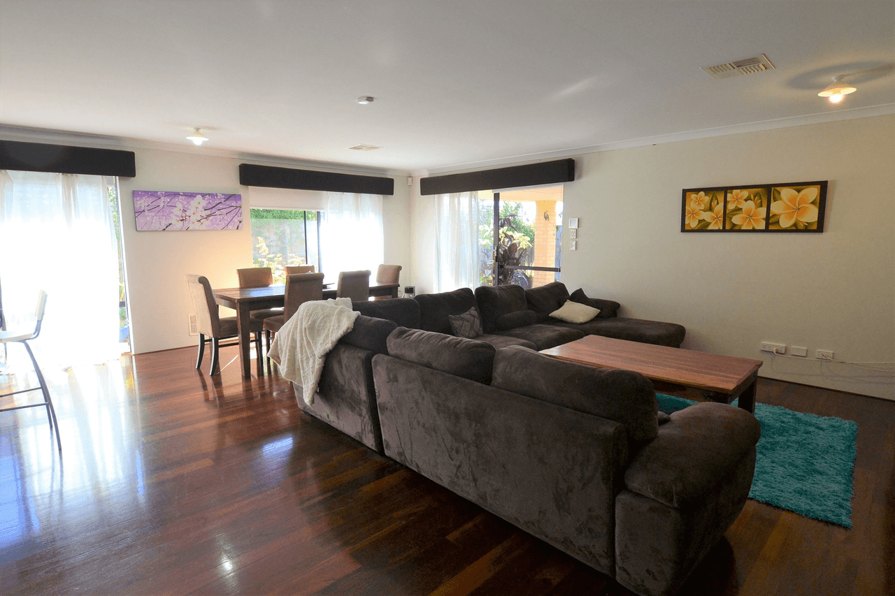 101 Lomas Circle, ELLENBROOK, WA 6069