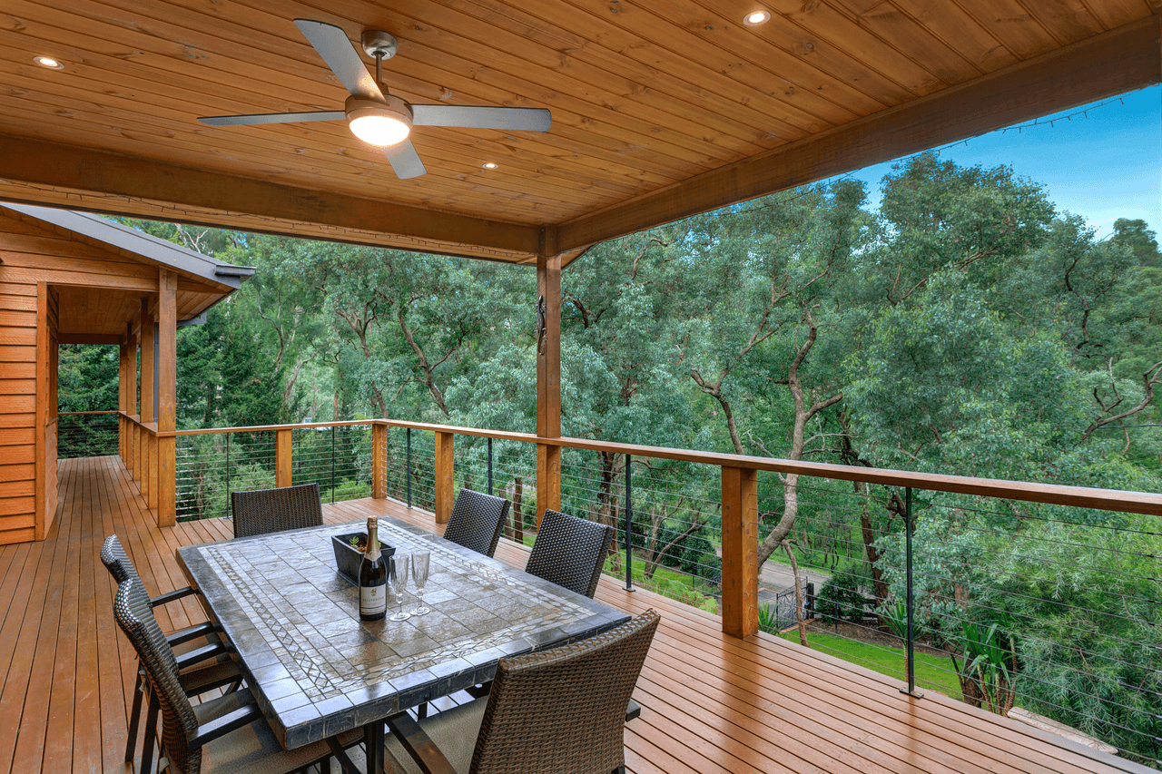 8 Brogil Road, NORTH WARRANDYTE, VIC 3113