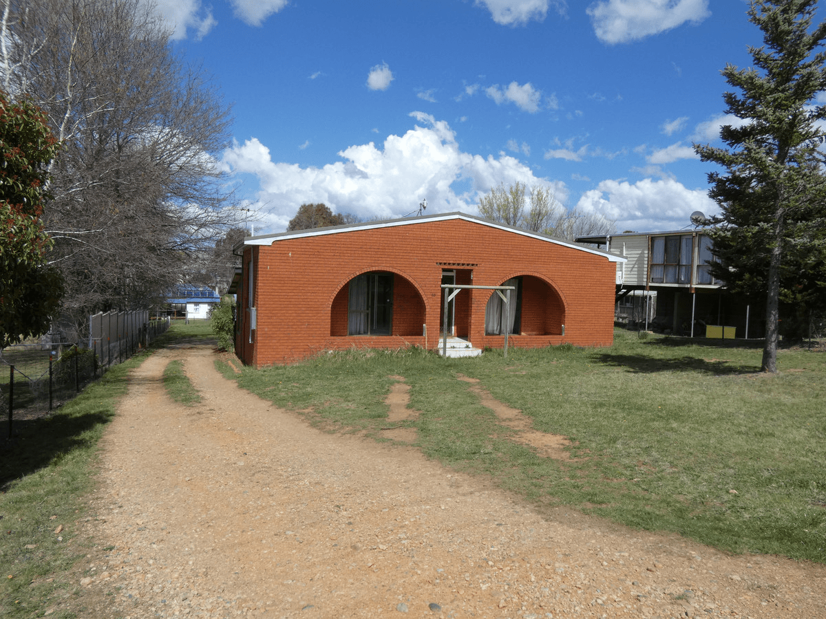 30 Stoke Street, Adaminaby, NSW 2629