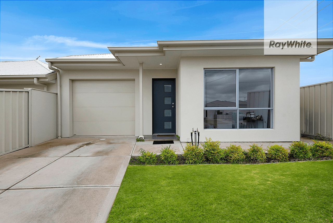 11 Churchill Drive, MODBURY NORTH, SA 5092