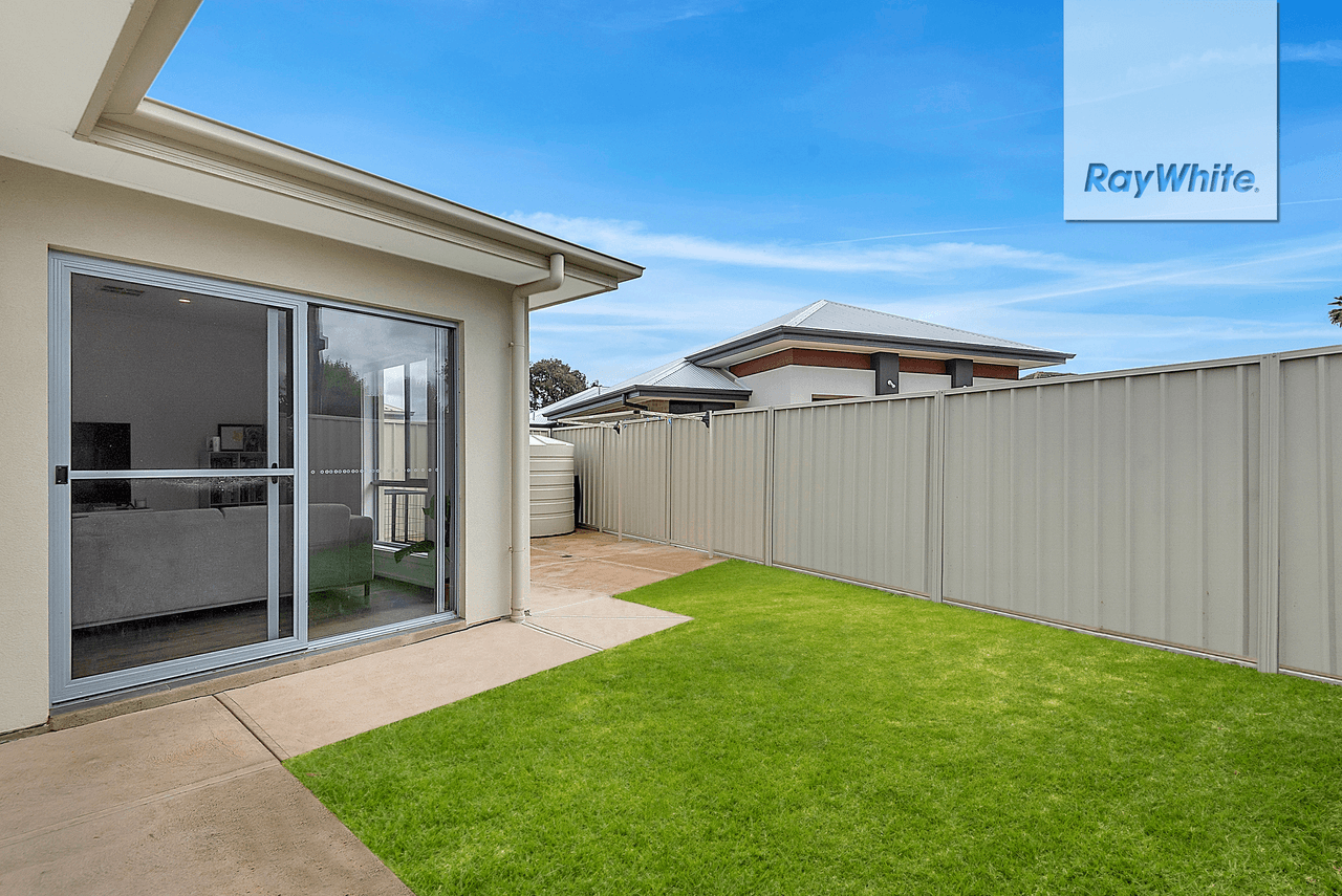 11 Churchill Drive, MODBURY NORTH, SA 5092