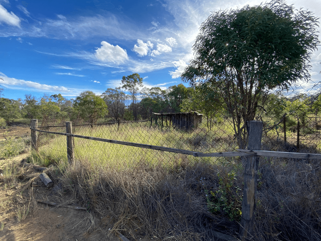 33 Camellia Court, MILLMERRAN DOWNS, QLD 4357