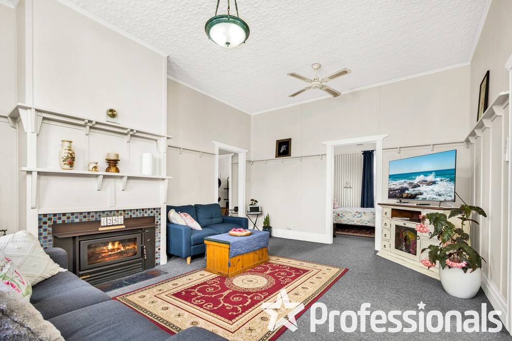359 Commercial Road, Yarram, VIC 3971