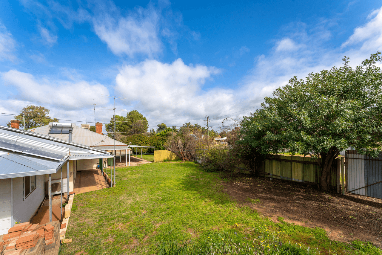 23  Old York Road, NORTHAM, WA 6401