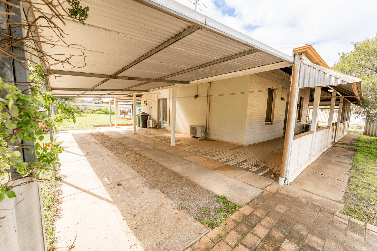 23  Old York Road, NORTHAM, WA 6401