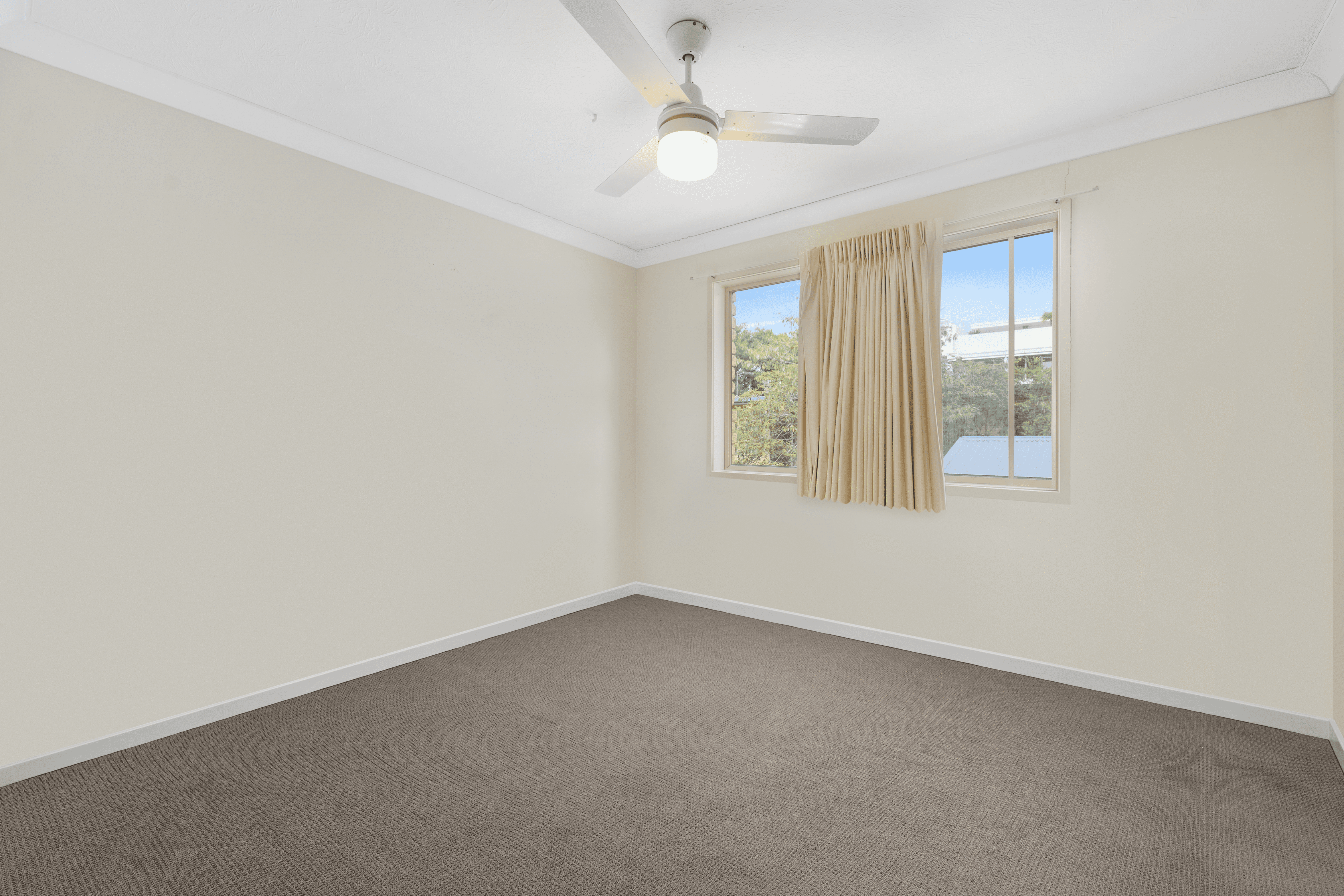 4/36 Peerless Avenue, MERMAID BEACH, QLD 4218