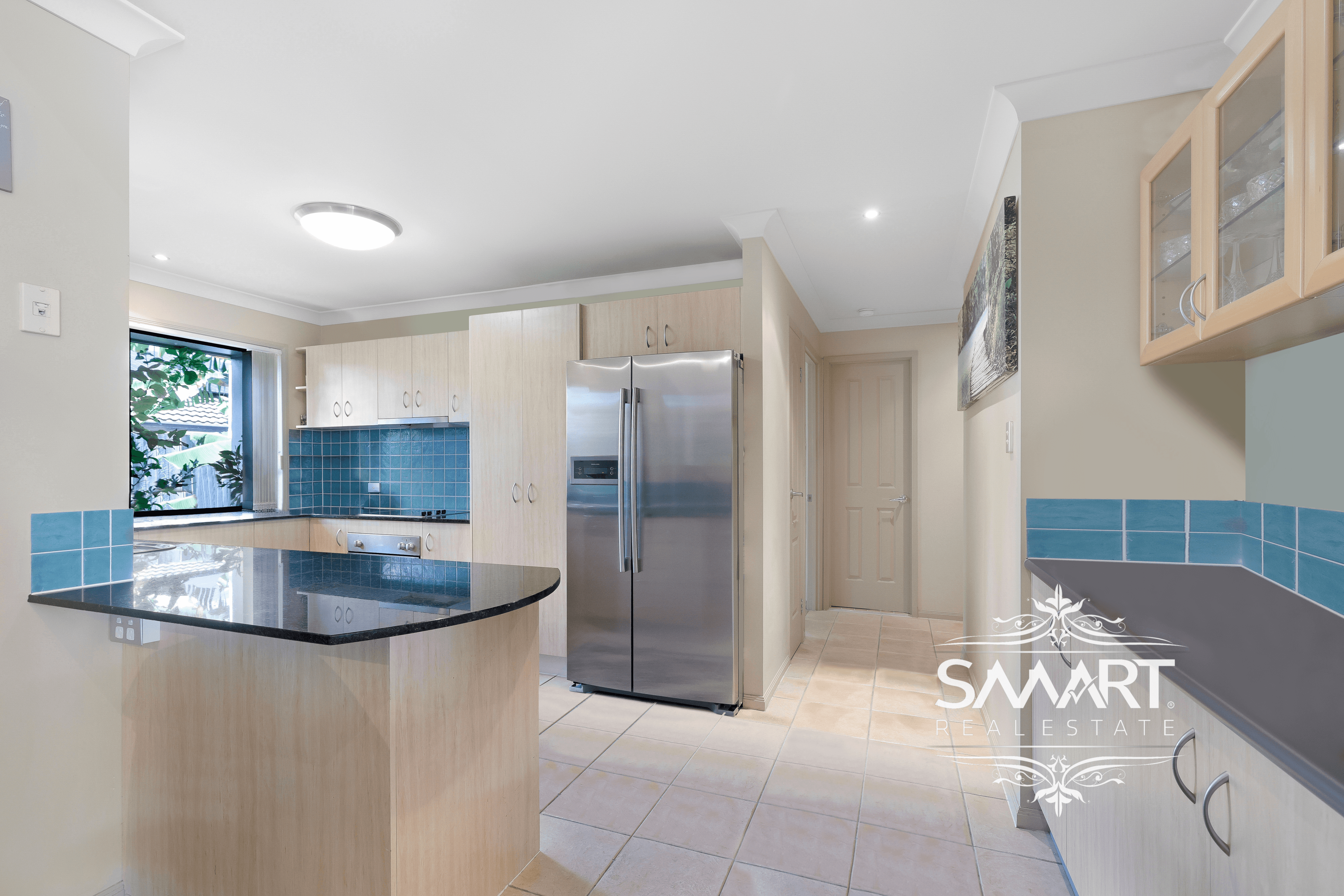 1/13 Thelma Avenue, BIGGERA WATERS, QLD 4216