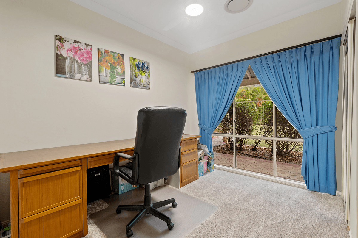 2 Mulwala Street, MAUDSLAND, QLD 4210