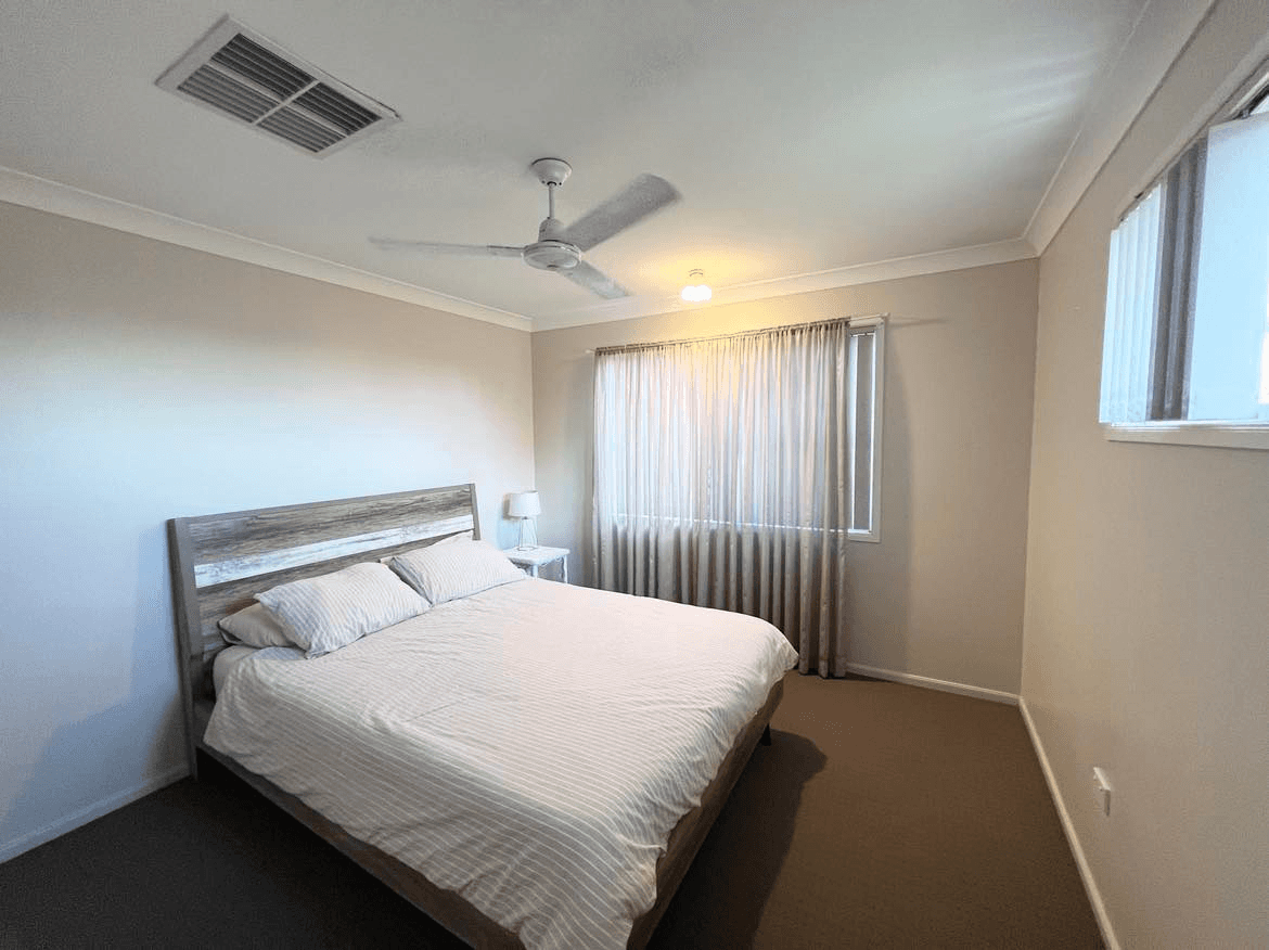 26 Parkers Avenue, DALBY, QLD 4405