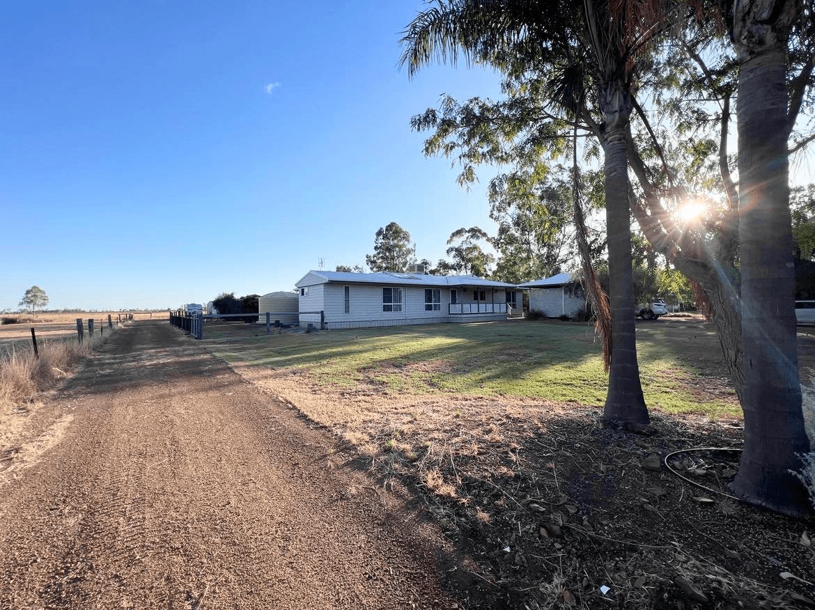 26 Parkers Avenue, DALBY, QLD 4405