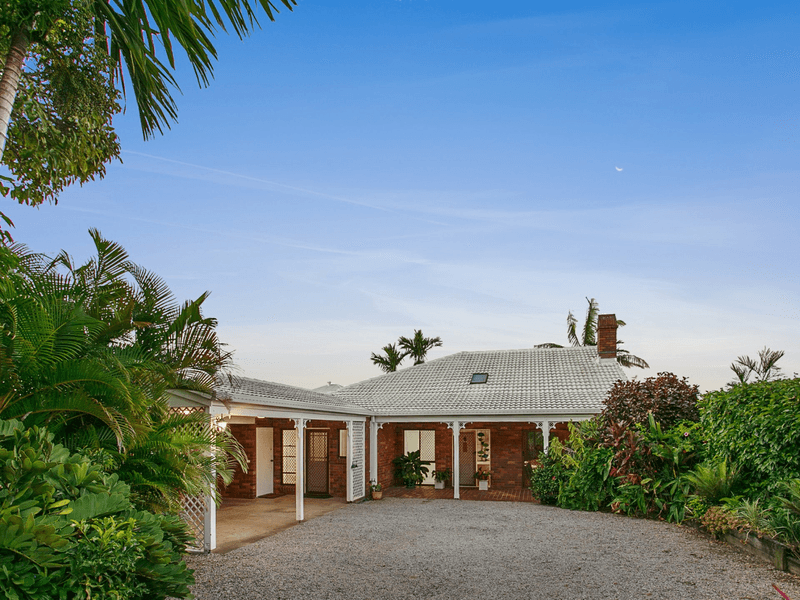 148 West Ave, WYNNUM, QLD 4178