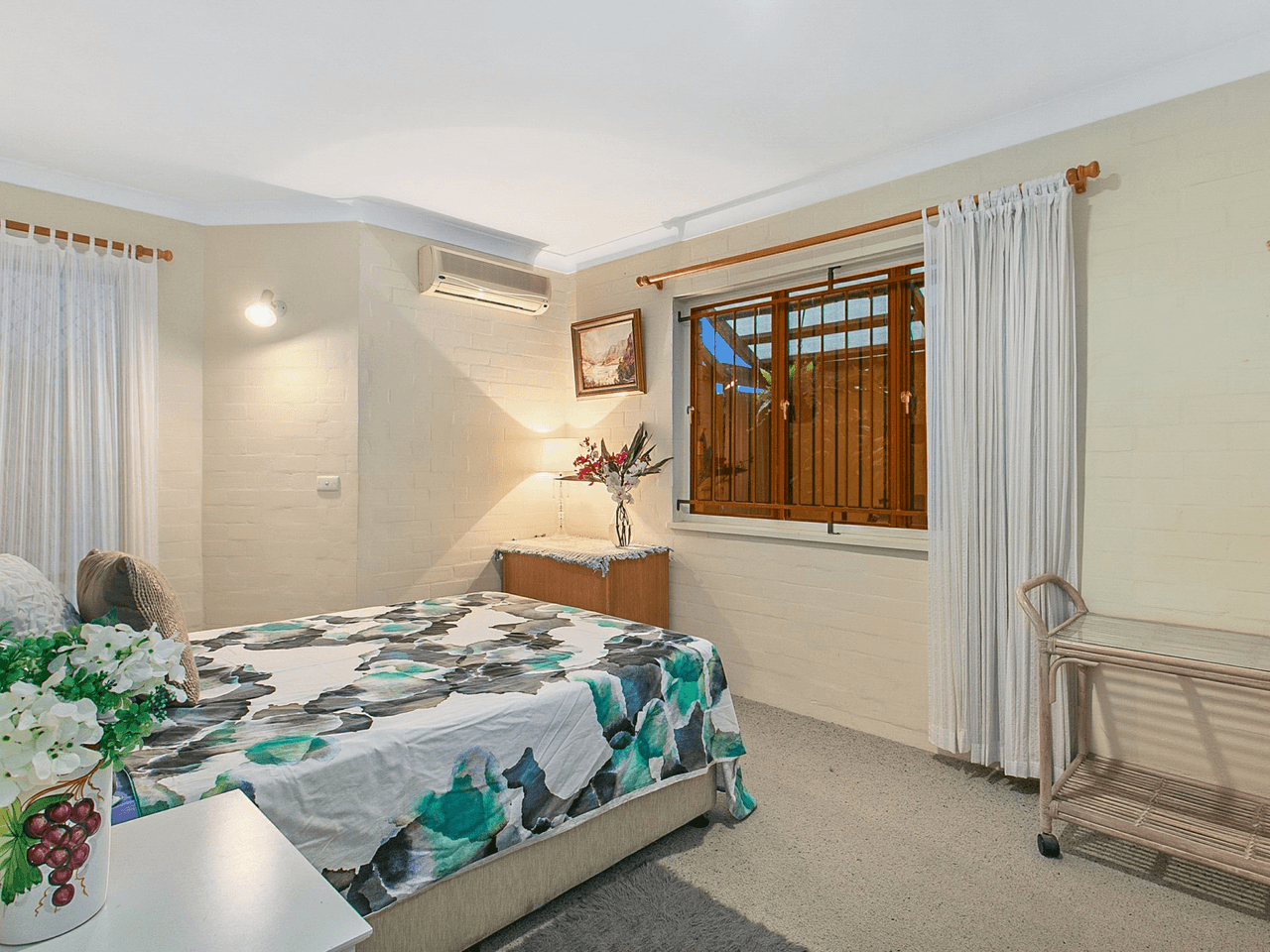 148 West Ave, WYNNUM, QLD 4178