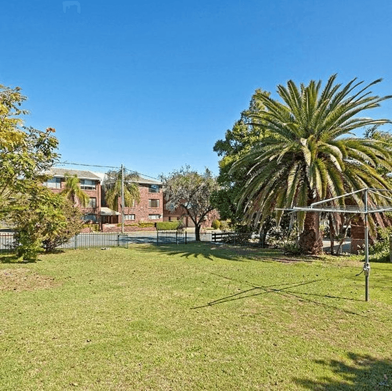 103 Oxley Avenue, WOODY POINT, QLD 4019
