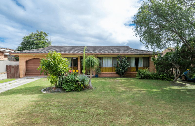 23 SHORES Drive, YAMBA, NSW 2464