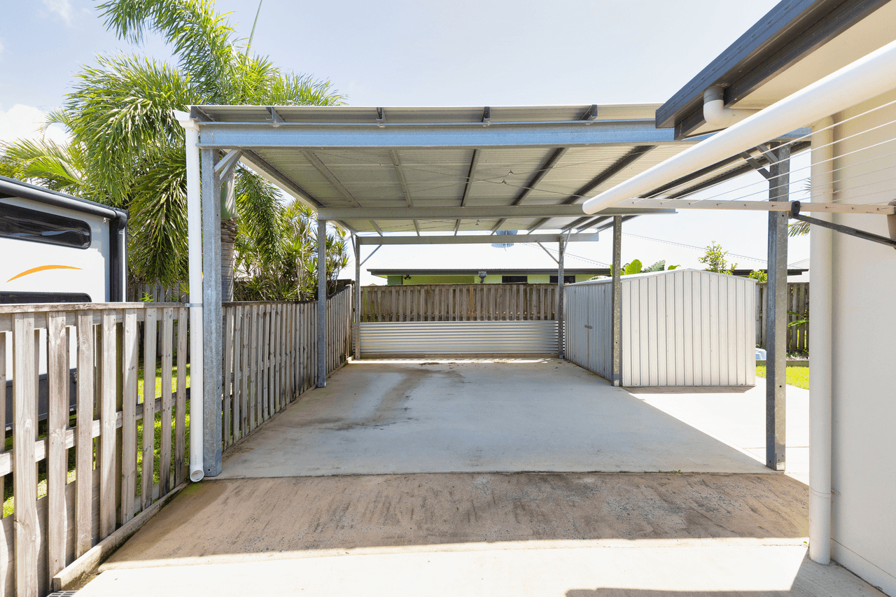 24 Miami Terrace, BLACKS BEACH, QLD 4740