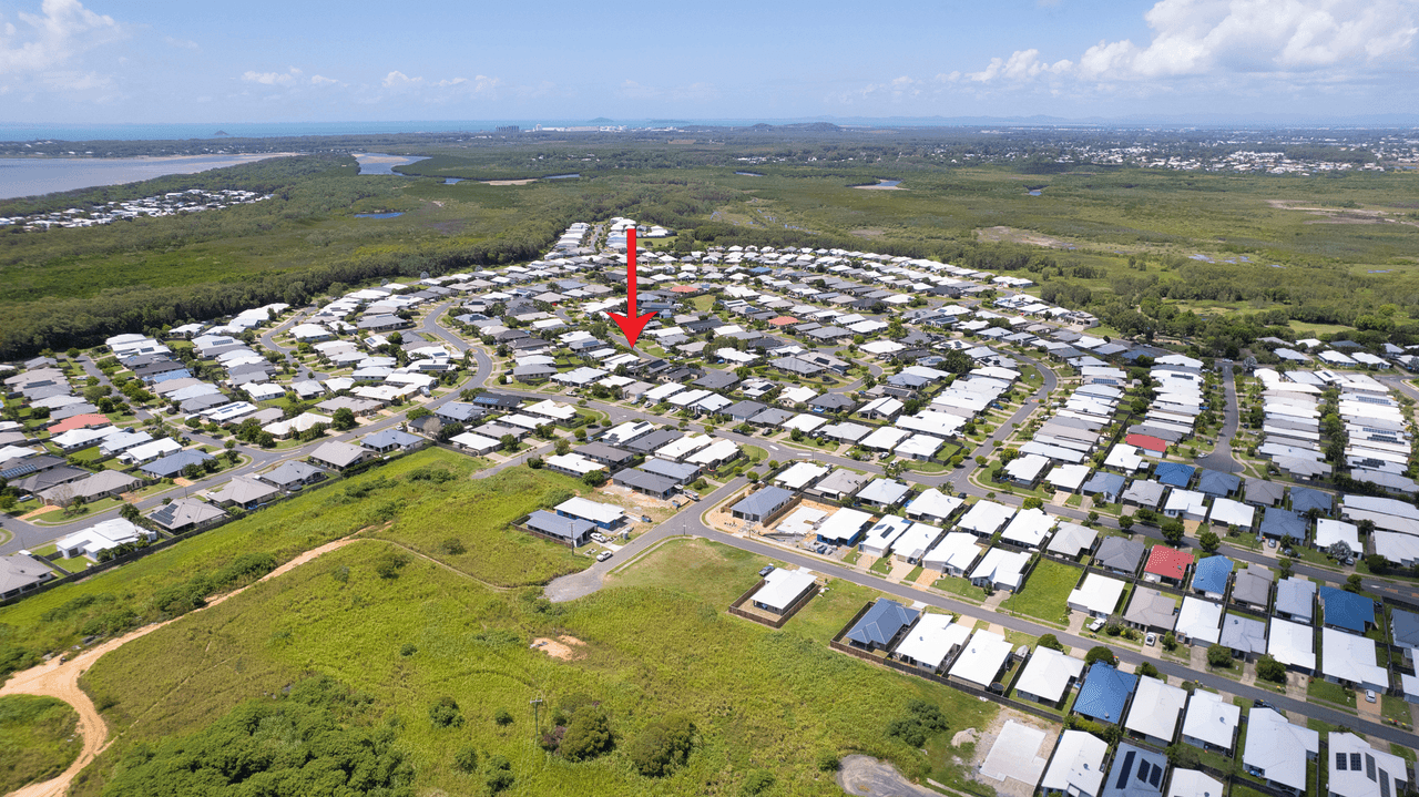 24 Miami Terrace, BLACKS BEACH, QLD 4740