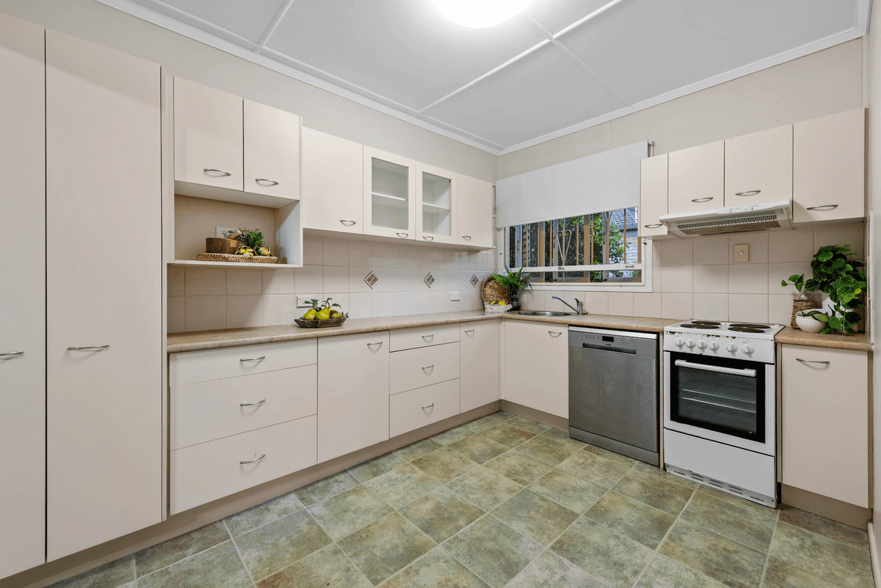 2A Beedham Street, Clontarf, QLD 4019