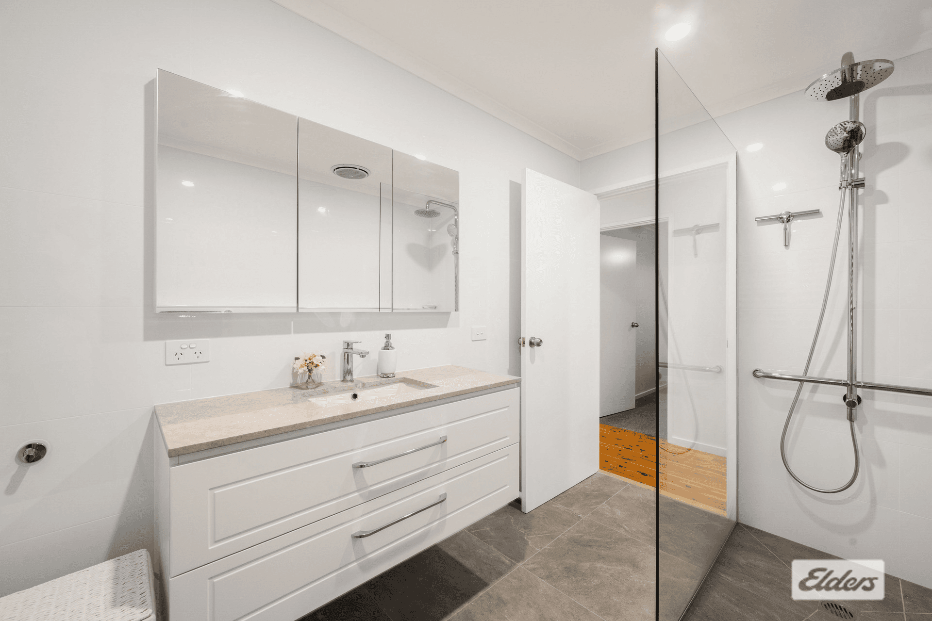 257 East Street, East Albury, NSW 2640
