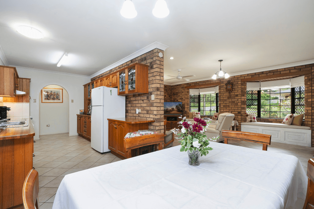 10 Hillside Drive, JUNCTION HILL, NSW 2460