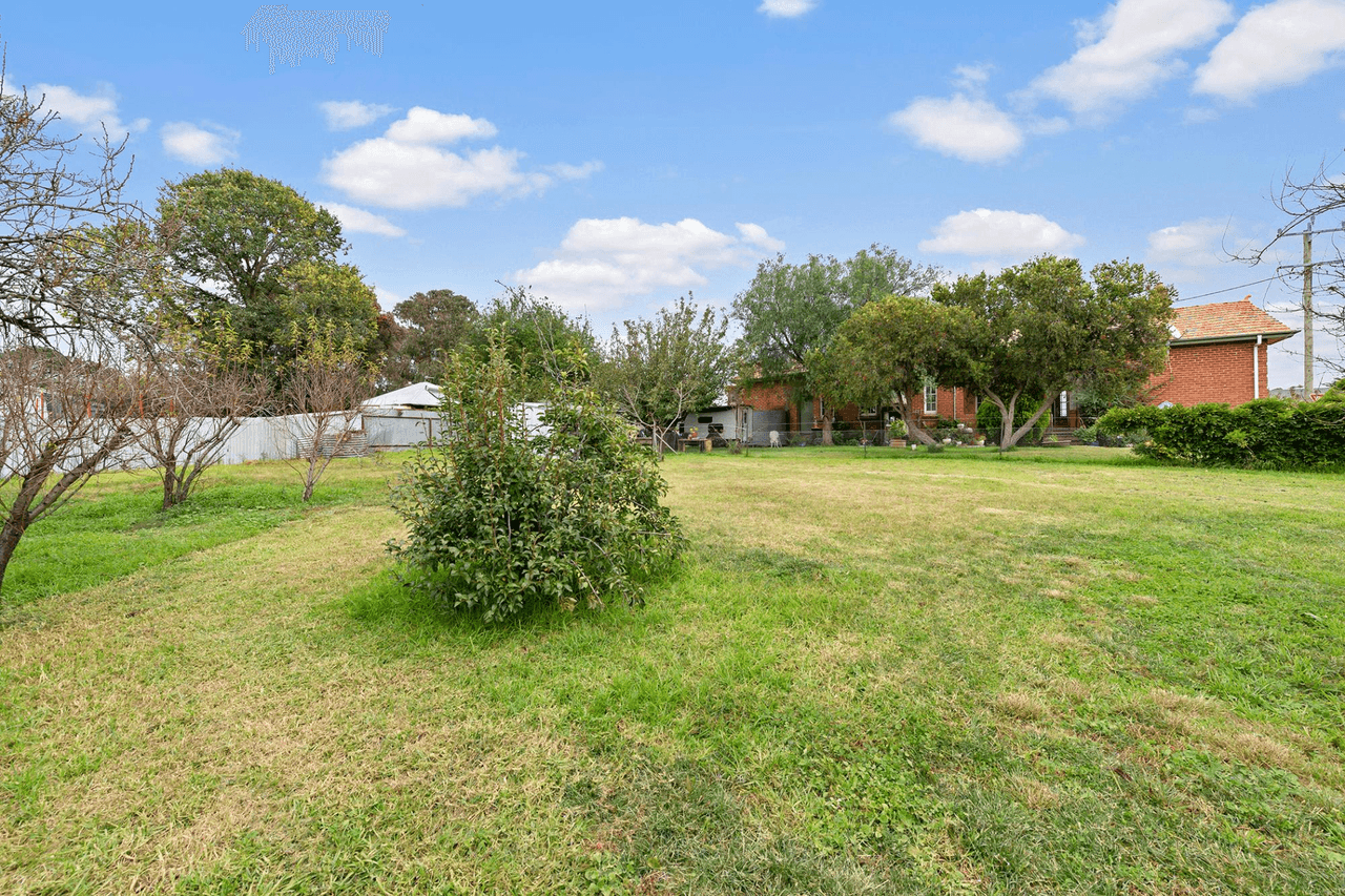 27 McMahons Road, GALONG, NSW 2585