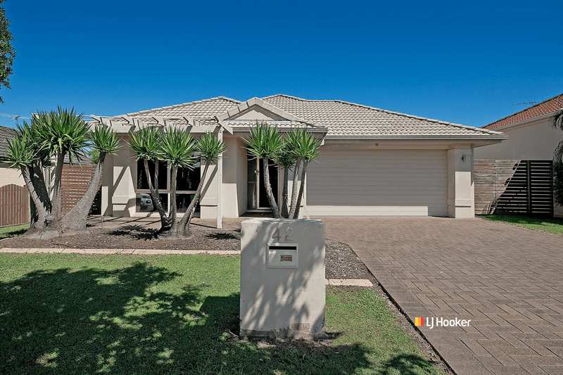 42 Gannet Circuit, NORTH LAKES, QLD 4509