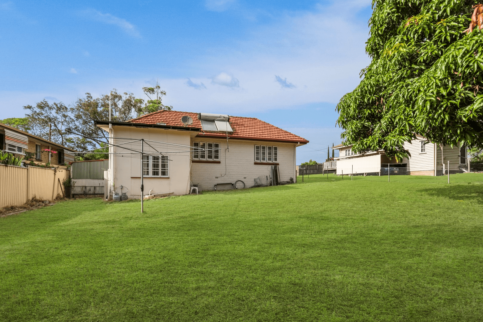 11 Sherlock Street, BRASSALL, QLD 4305