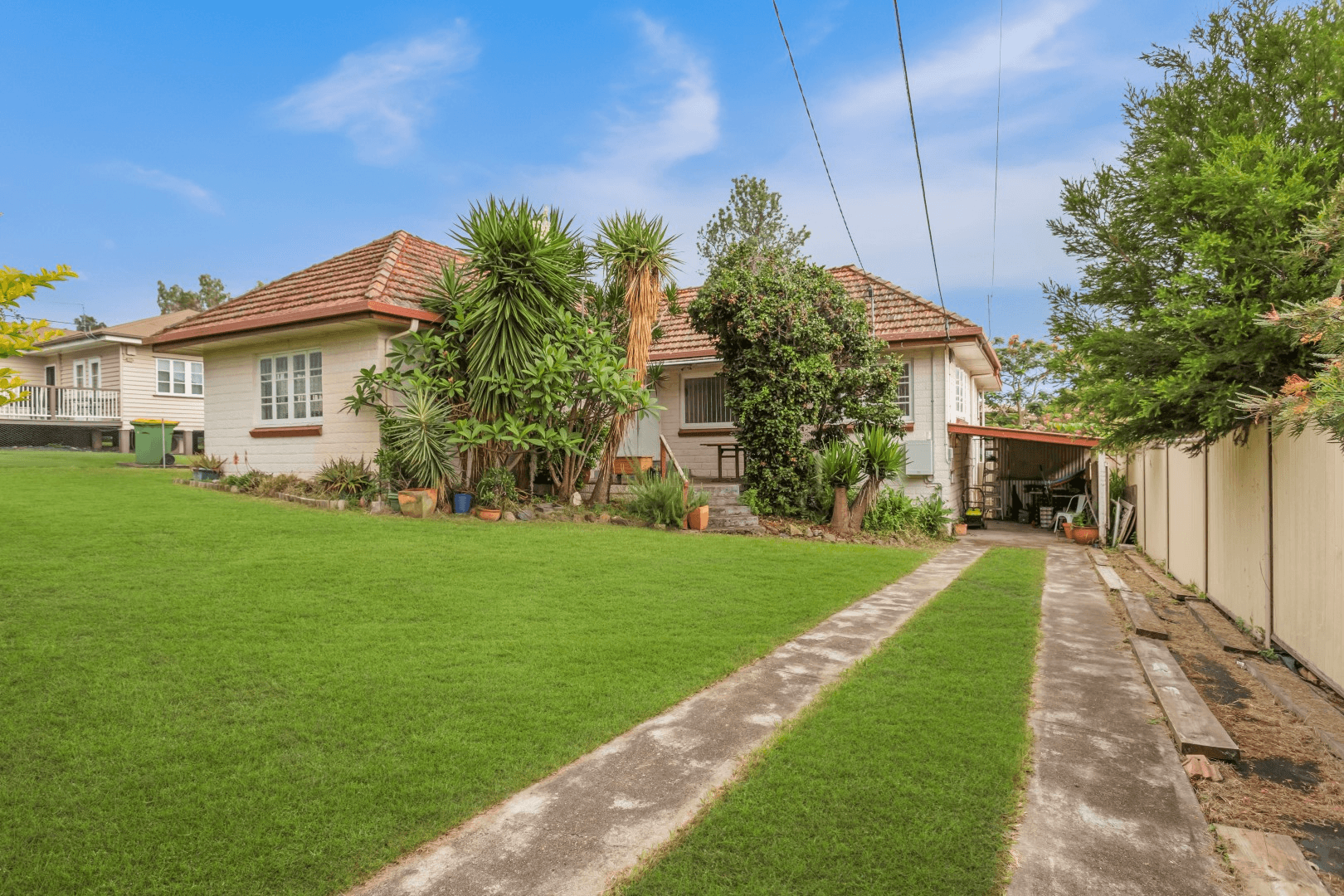 11 Sherlock Street, BRASSALL, QLD 4305