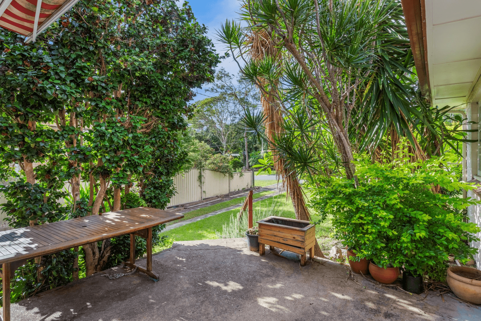 11 Sherlock Street, BRASSALL, QLD 4305