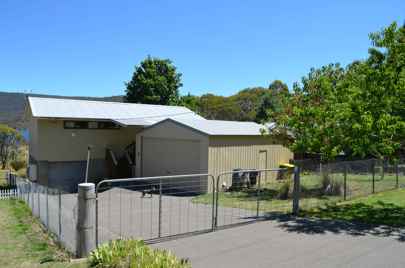 50 Illawong Road, ANGLERS REACH, NSW 2629