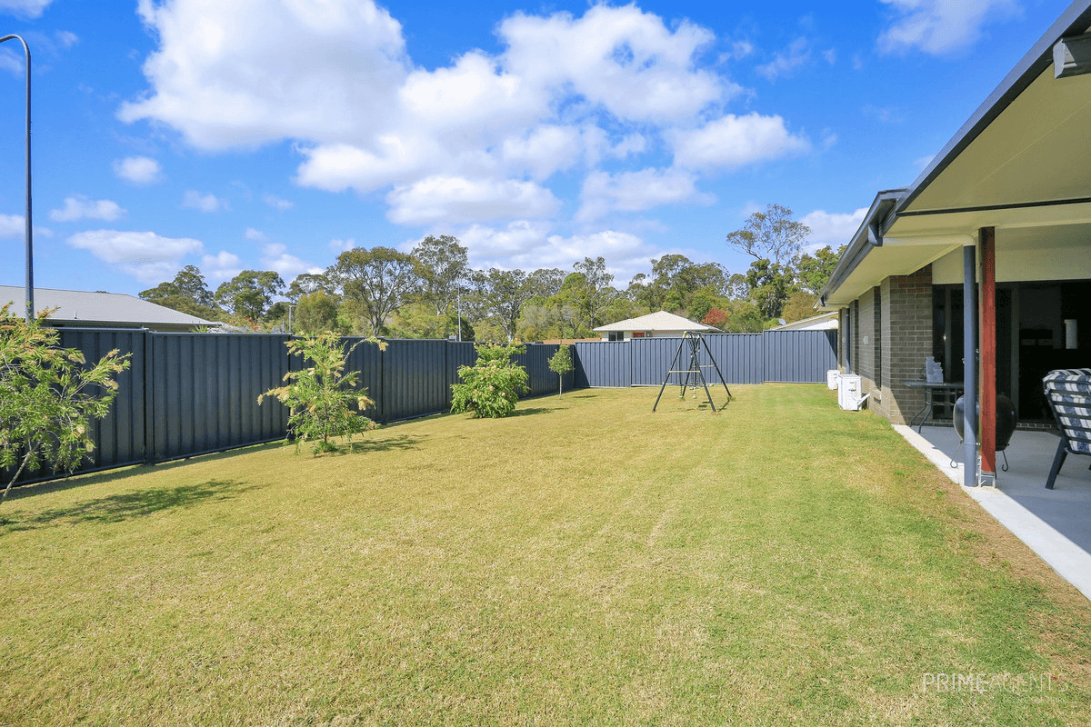 2 Fleming Place, Wondunna, QLD 4655